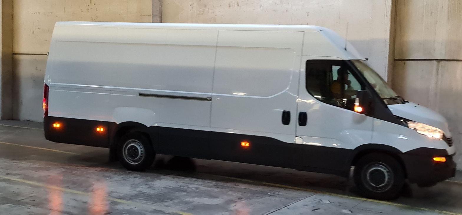 Iveco Transporter - Kleintransporte und Lastentaxi Wien